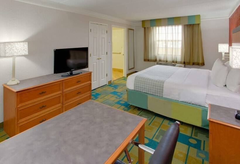 デラックスルーム, La Quinta Inn By Wyndham Pittsburgh Airport