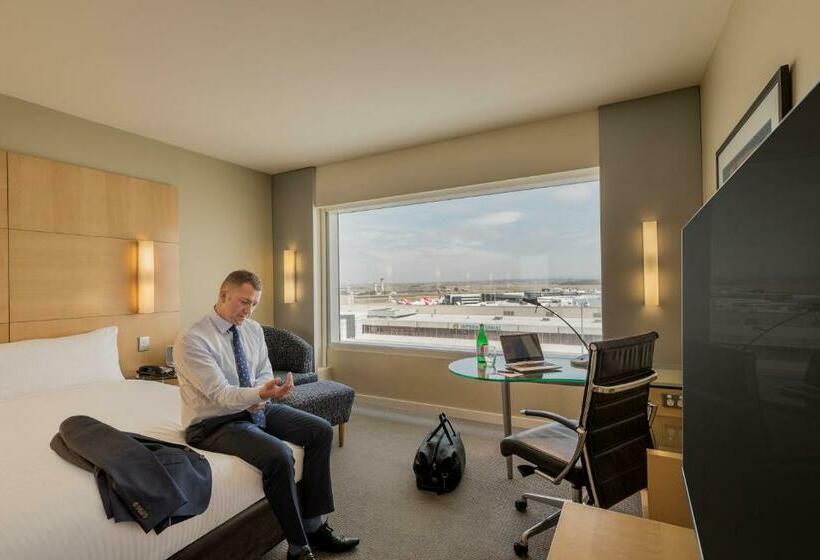 Superior Zimmer mit Ausblick, Parkroyal Melbourne Airport