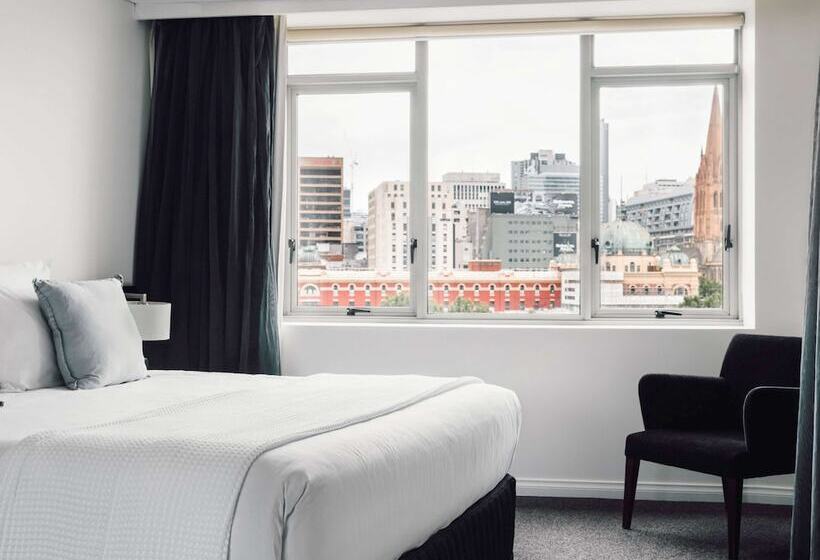 آپارتمان لوکس 2 خوابه, Quay West Suites Melbourne