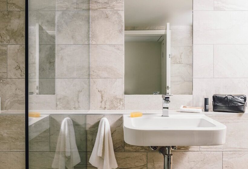 آپارتمان سوپریور 2 خوابه, Quay West Suites Melbourne