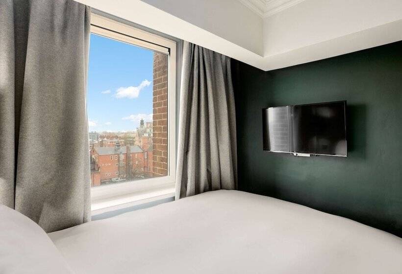 اتاق استاندارد, Radisson Hotel York