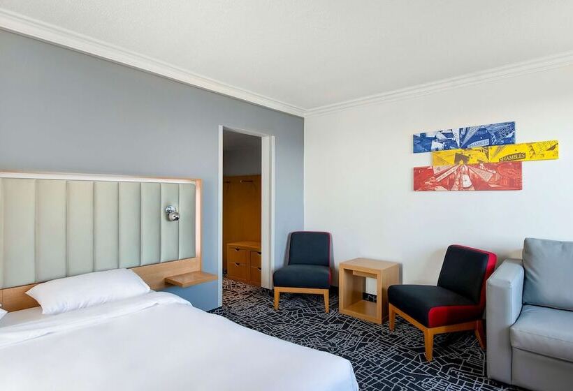 اتاق خانوادگی, Radisson Hotel York