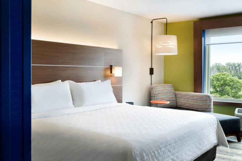 اتاق استاندارد با چشم‌انداز رودخانه, Radisson Hotel York