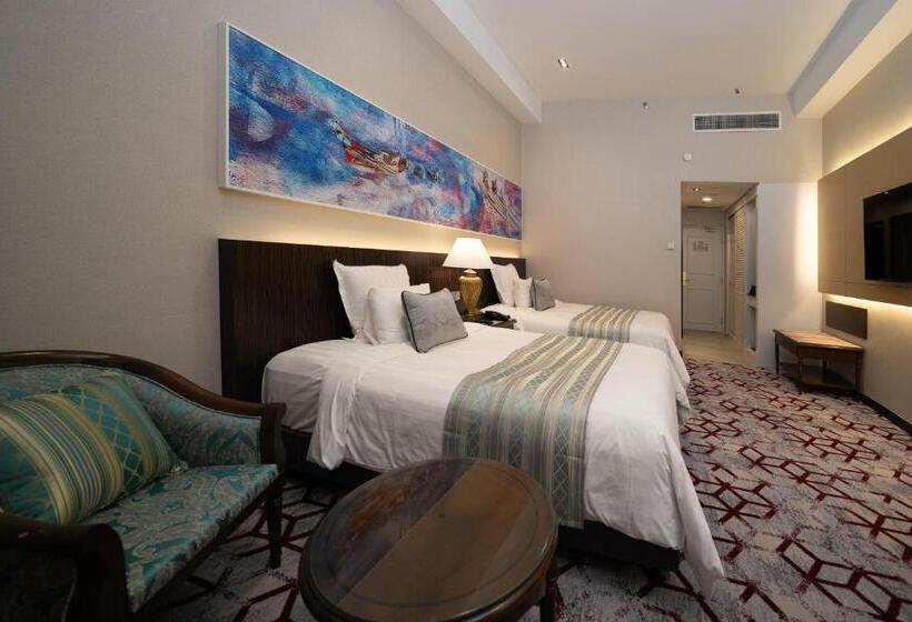 اتاق کلاب, Renai Hotel Kota Bahru