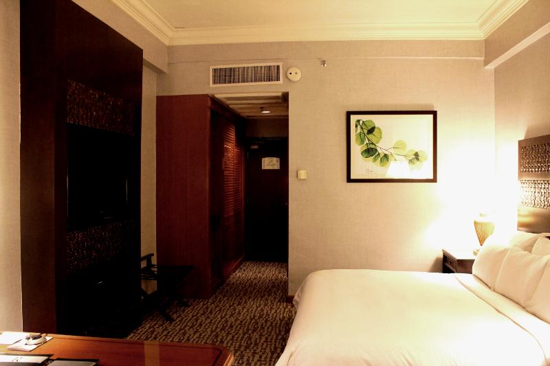 Deluxe Room, The Grand Renai