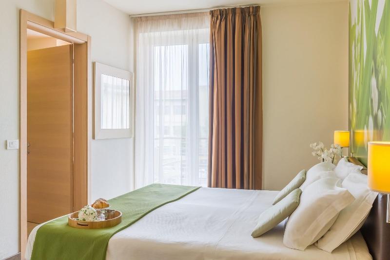 اتاق لوکس, Renai Hotel Kota Bahru