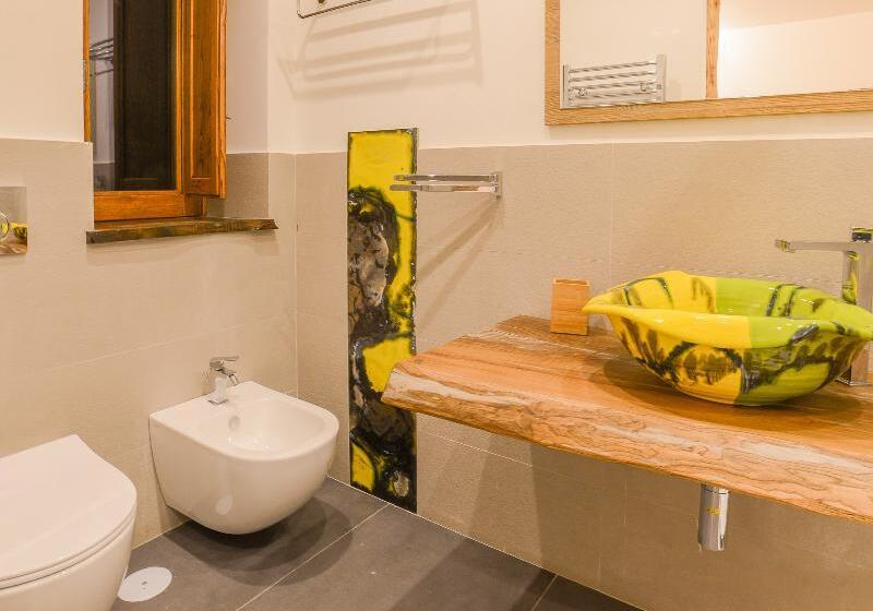 سوییت, Renai Hotel Kota Bahru