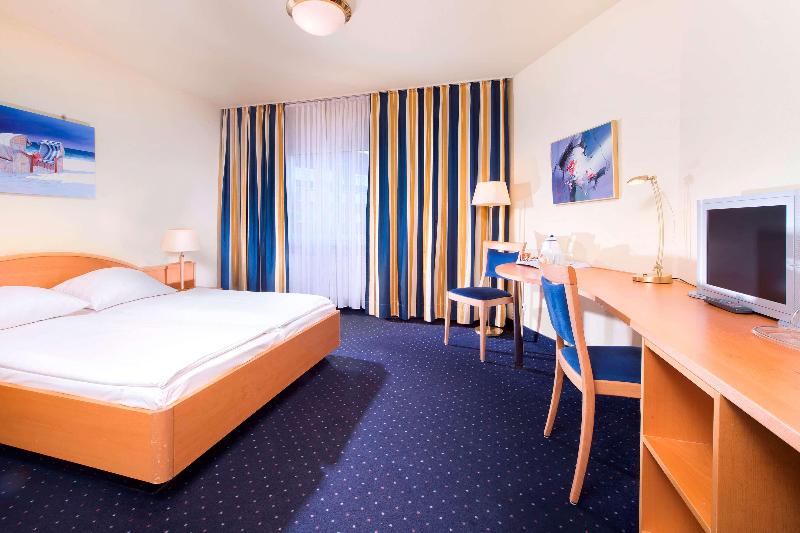 اتاق استاندارد, Tryp By Wyndham Luebeck Aquamarin