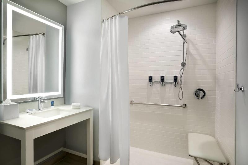 اتاق اجرایی, Novotel London Heathrow Airport M4 Jct. 4