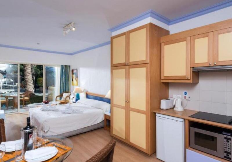 استودیوی استاندارد, Paphos Gardens Holiday Resort
