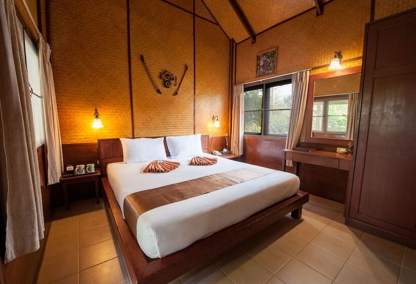 بانگلوی استاندارد, Pinnacle Samui Resort Sha Plus