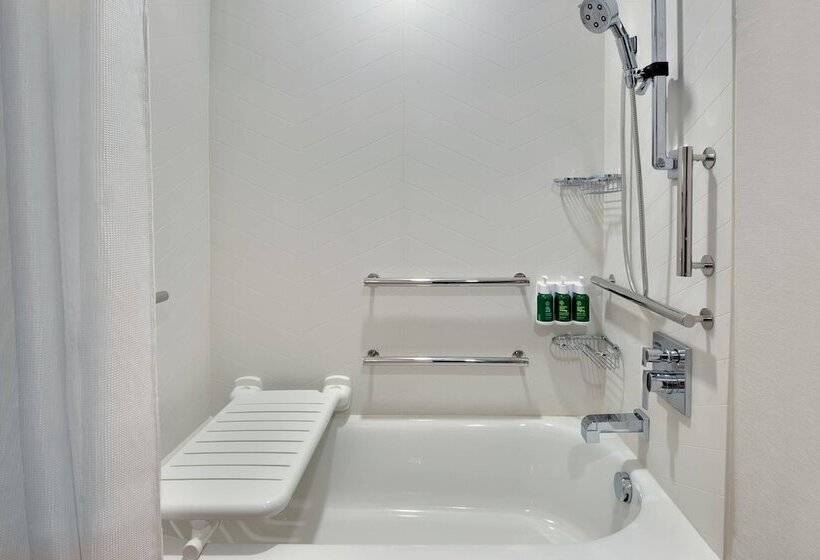 سوییت, Fairfield Inn & Suites Charlotte Monroe