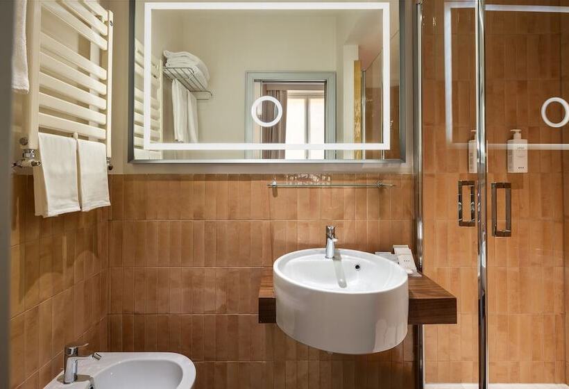 اتاق لوکس, Maison Roma Piazza Di Spagna Una Esperienze