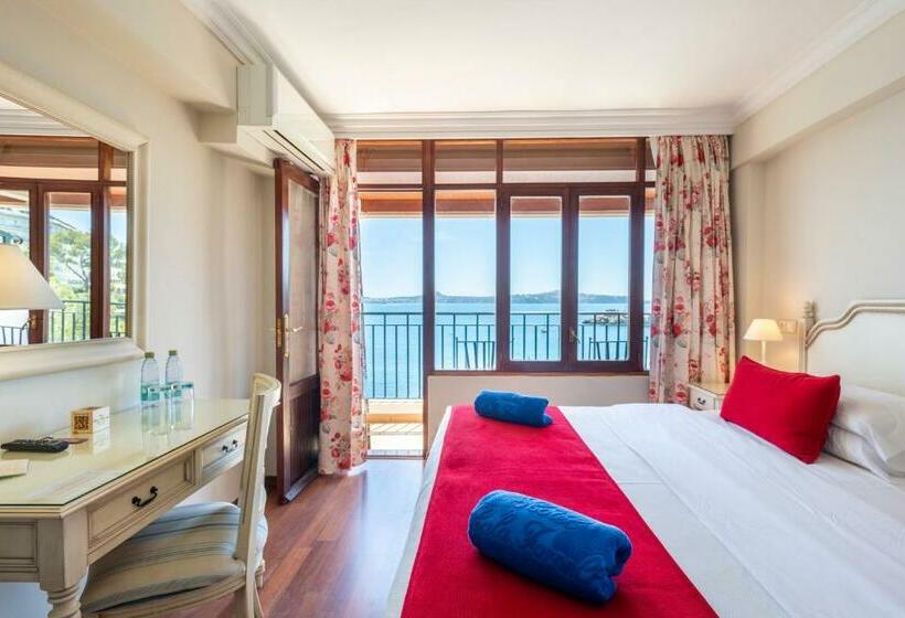 Superior Room Sea View with Balcony, Cala Fornells