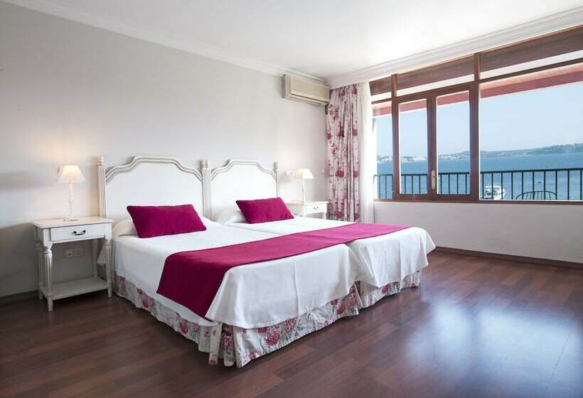 Standard Room Sea View with Balcony, Cala Fornells