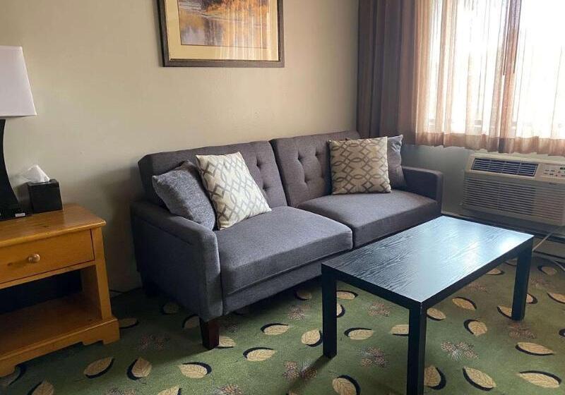 اتاق لوکس با چشم‌انداز باغ, Chatrium Royal Lake Yangon