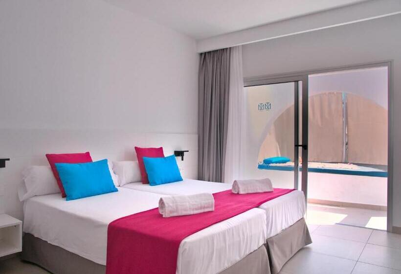 デラックススイート, Hotel Taimar