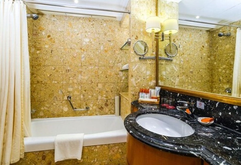 اتاق پرمیوم, Crowne Plaza Qingdao, An Ihg