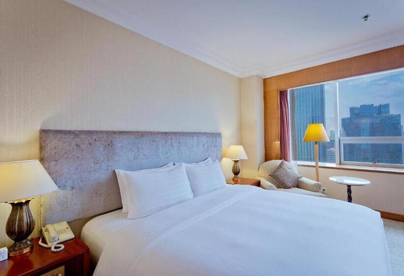 اتاق استاندارد با تخت بزرگ, Crowne Plaza Qingdao