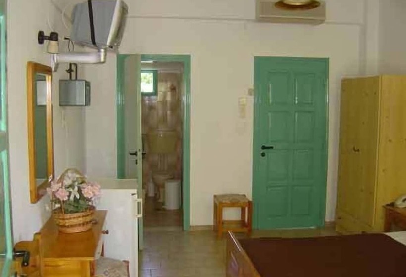 اتاق استاندارد, Dimitris Villa
