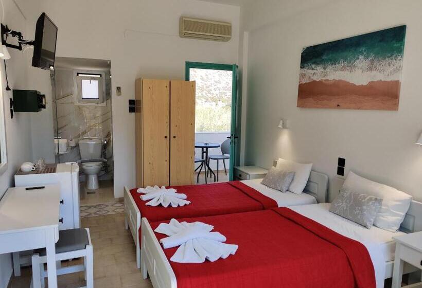 اتاق استاندارد یک نفره, Dimitris Villa