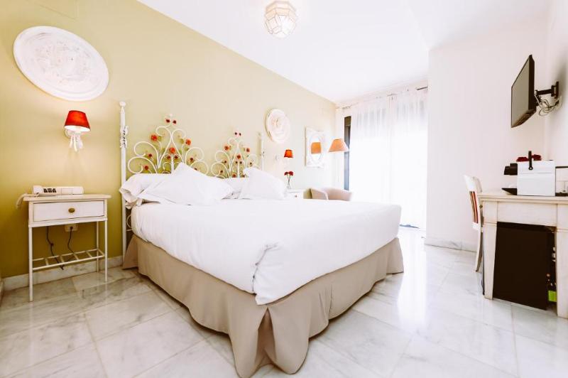 Superior Room with Terrace, Basic Hotel Doña Manuela