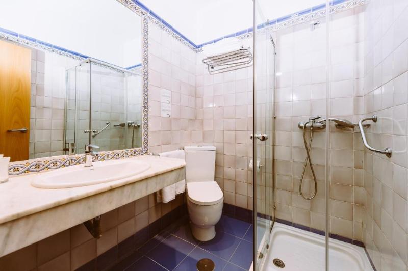 اتاق استاندارد, Basic Hotel Doña Manuela