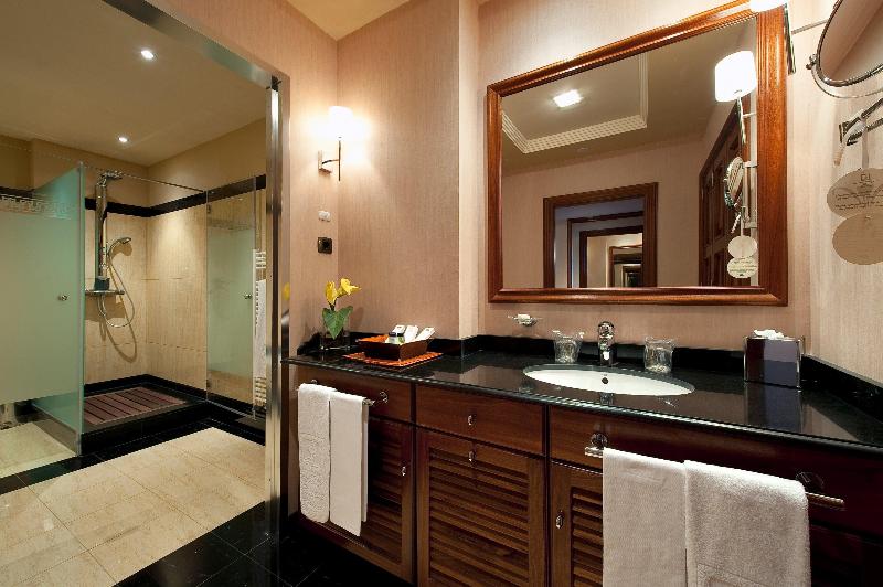 Perhehuone Merinäkymä, Elba Estepona Gran Hotel & Thalasso Spa