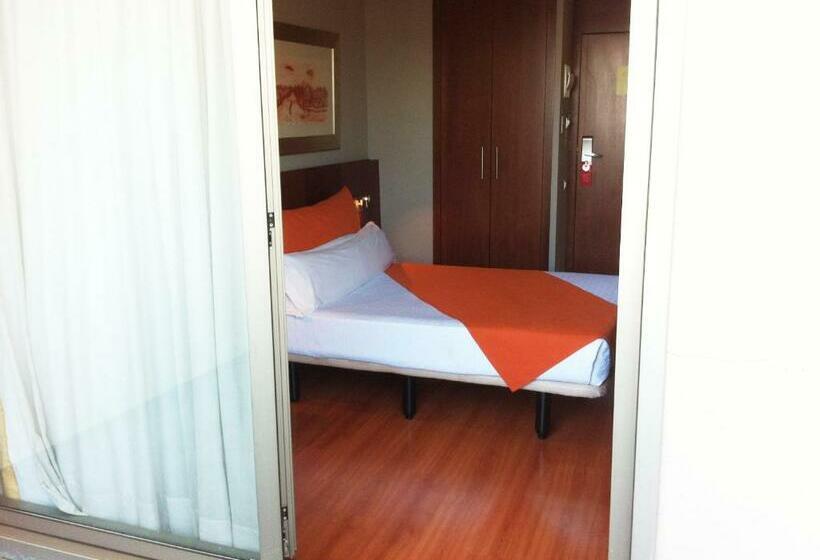 Standard Room with Terrace, Euro Barcelona Granvia Fira