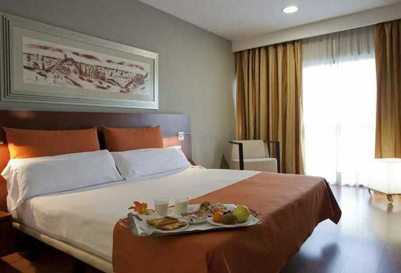 Superior Room with Terrace, Eurohotel Barcelona Granvia Fira
