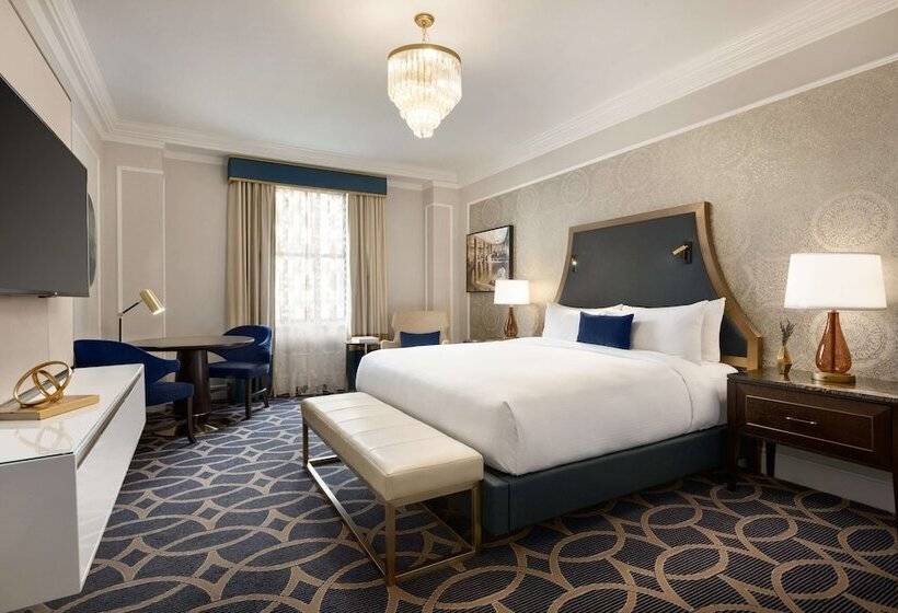 اتاق استاندارد با تخت بزرگ, Fairmont Hotel Vancouver
