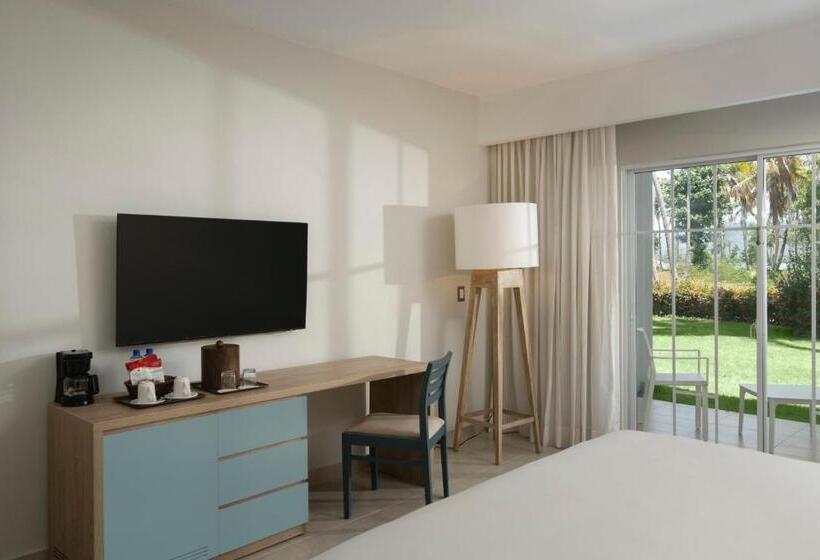 اتاق استاندارد با چشم‌انداز باغ, Wyndham Alltra Samana All Inclusive Resort