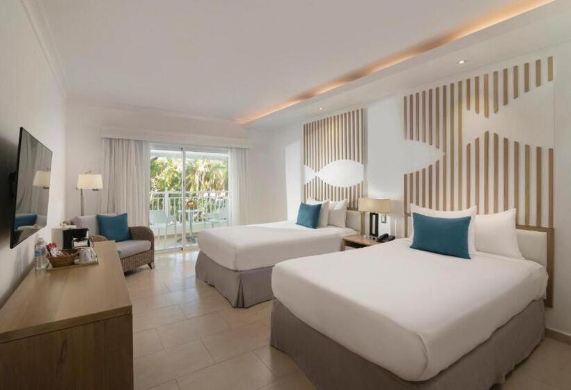اتاق پریمیوم با چشم‌انداز باغ, Wyndham Alltra Samana All Inclusive Resort