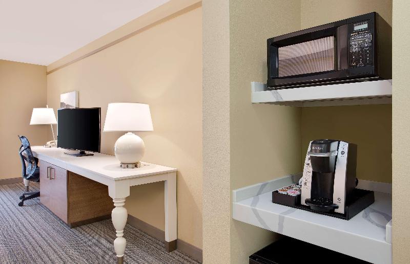 اتاق استاندارد, Hilton Garden Inn Saratoga Springs
