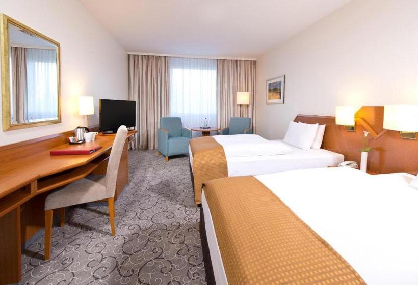اتاق اجرایی سه نفره, Leonardo Hotel Heidelberg