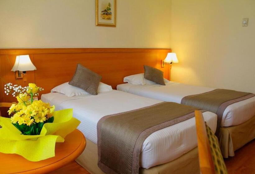 اتاق استاندارد با چشم‌انداز دریا, Lou Lou A Beach Resort Sharjah