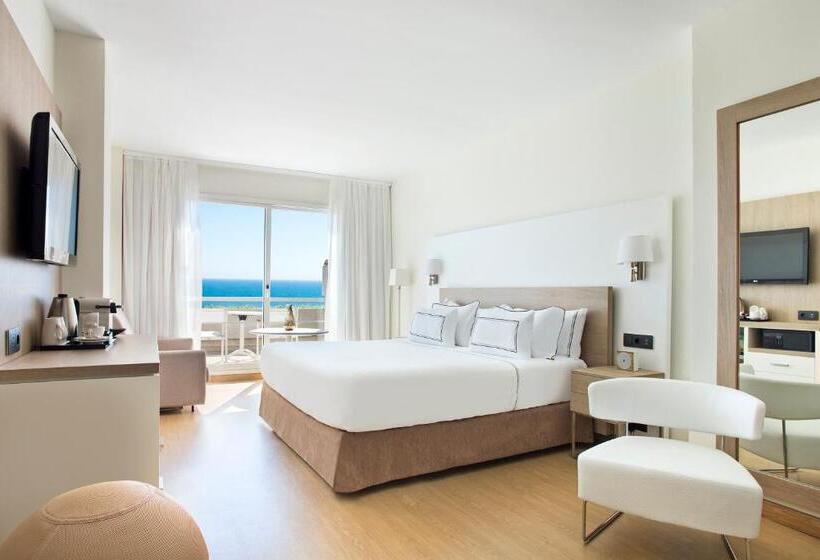 جناح جونيور, Melia Sitges