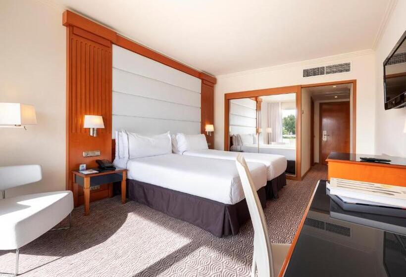 חדר סטנדרט נוף לבריכה, Melia Sitges