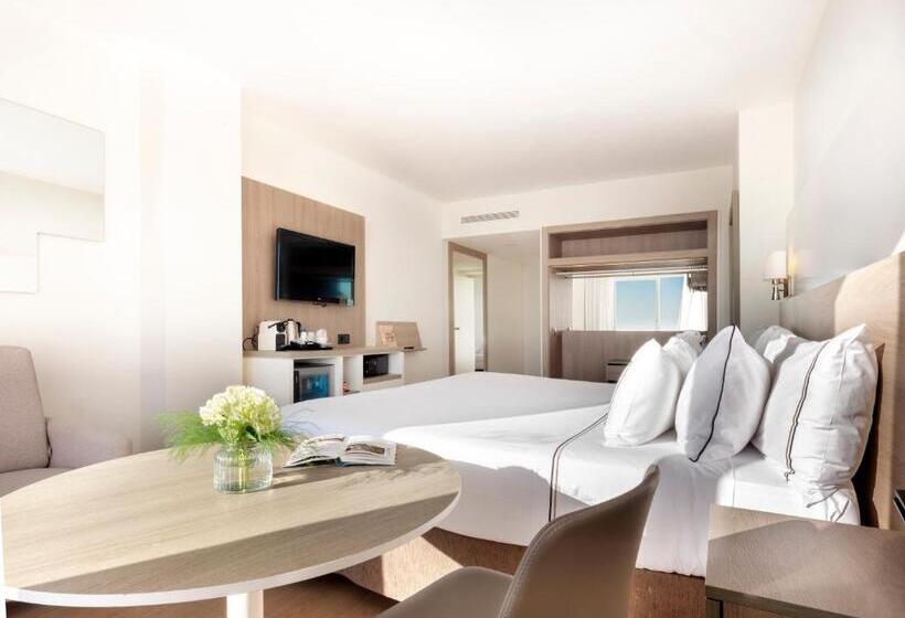 סוויטה משפחתית, Melia Sitges