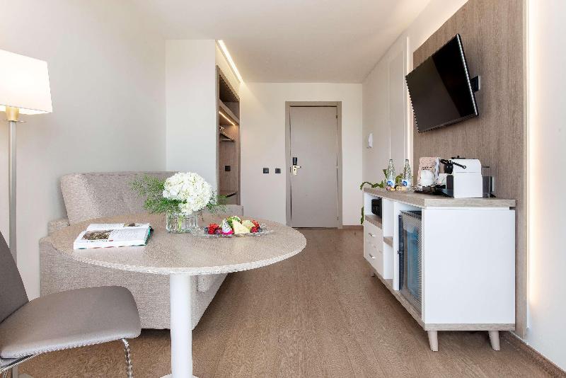 Junior Suite, Melia Sitges