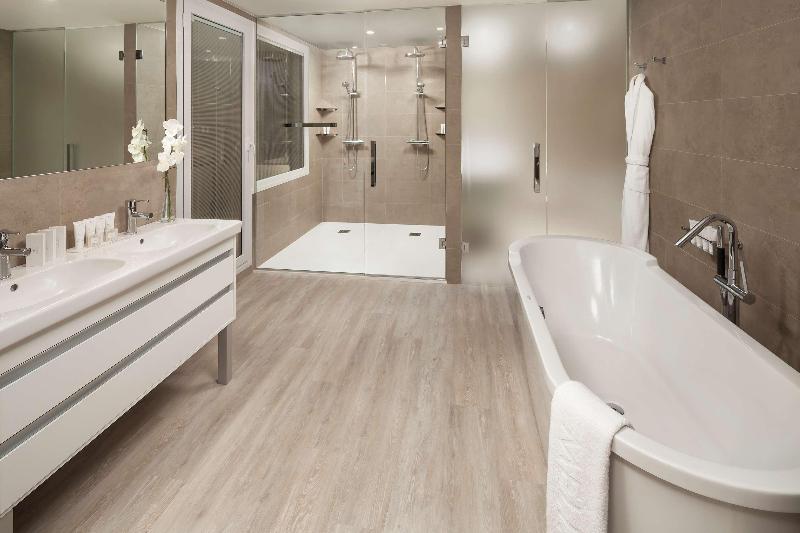 סוויטה, Melia Sitges
