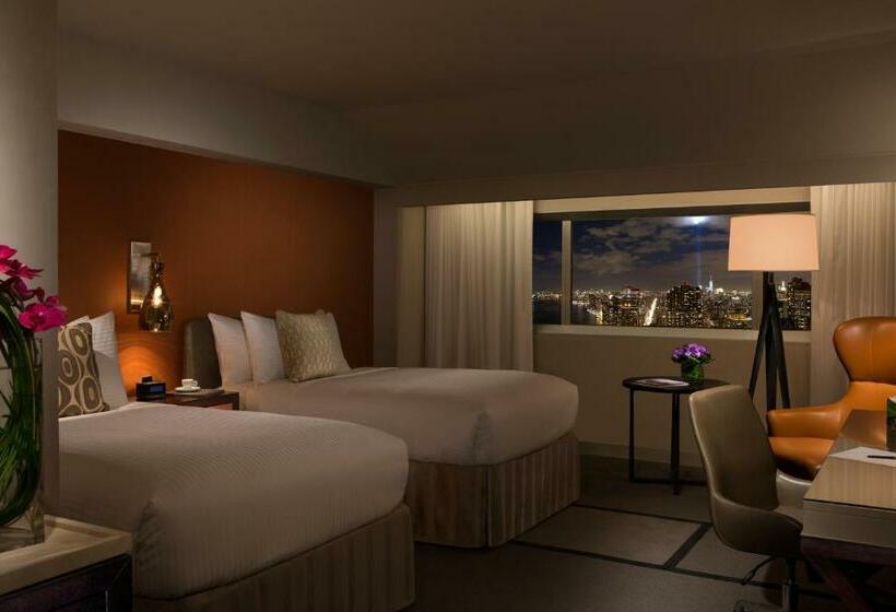 غرفه قياسيه سريرين مزدوجين, Millennium Hilton New York One Un Plaza