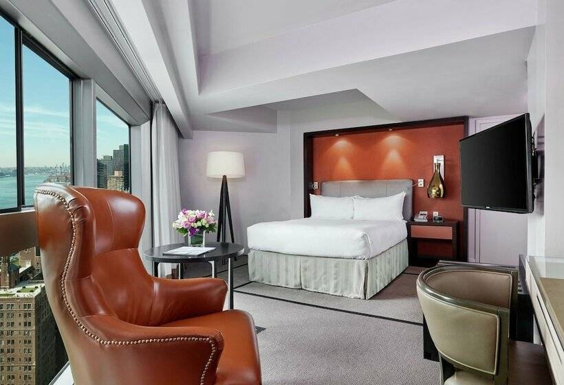 اتاق استاندارد با تخت دو نفره بزرگ, Millennium Hilton New York One Un Plaza