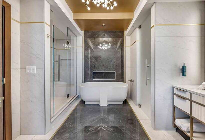 اتاق استاندارد با تخت بزرگ, Millennium Hilton New York One Un Plaza