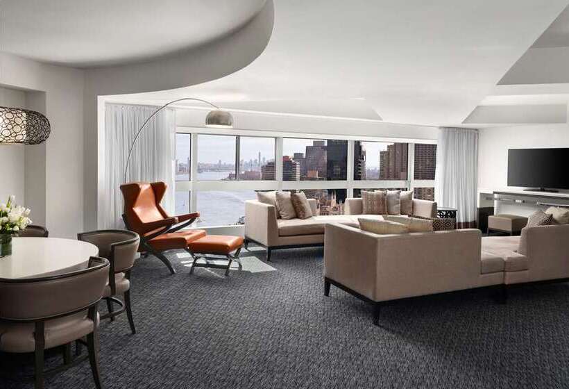 اتاق استاندارد, Millennium Hilton New York One Un Plaza