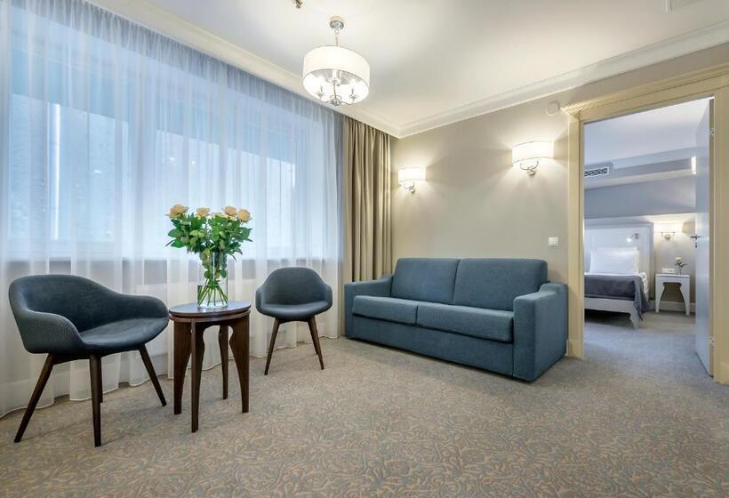 سوییت, Ratonda Centrum Hotels