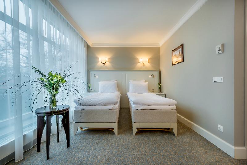 اتاق استاندارد, Ratonda Centrum Hotels
