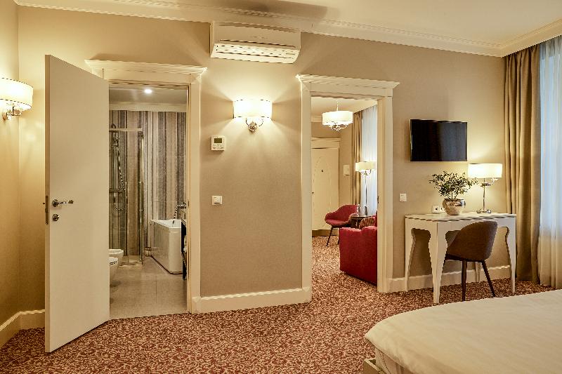 سوییت, Ratonda Centrum Hotels