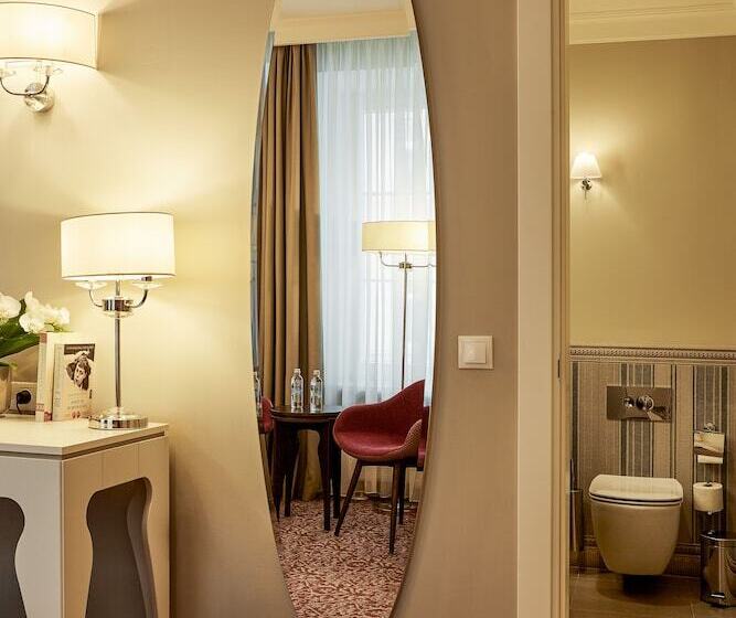 سوییت, Ratonda Centrum Hotels