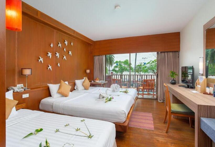 Superior Room, Seaview Patong